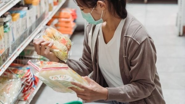 先清後補！醫：擺脫塑膠微粒與環境毒素可從「代謝」開始（清體素示意圖）