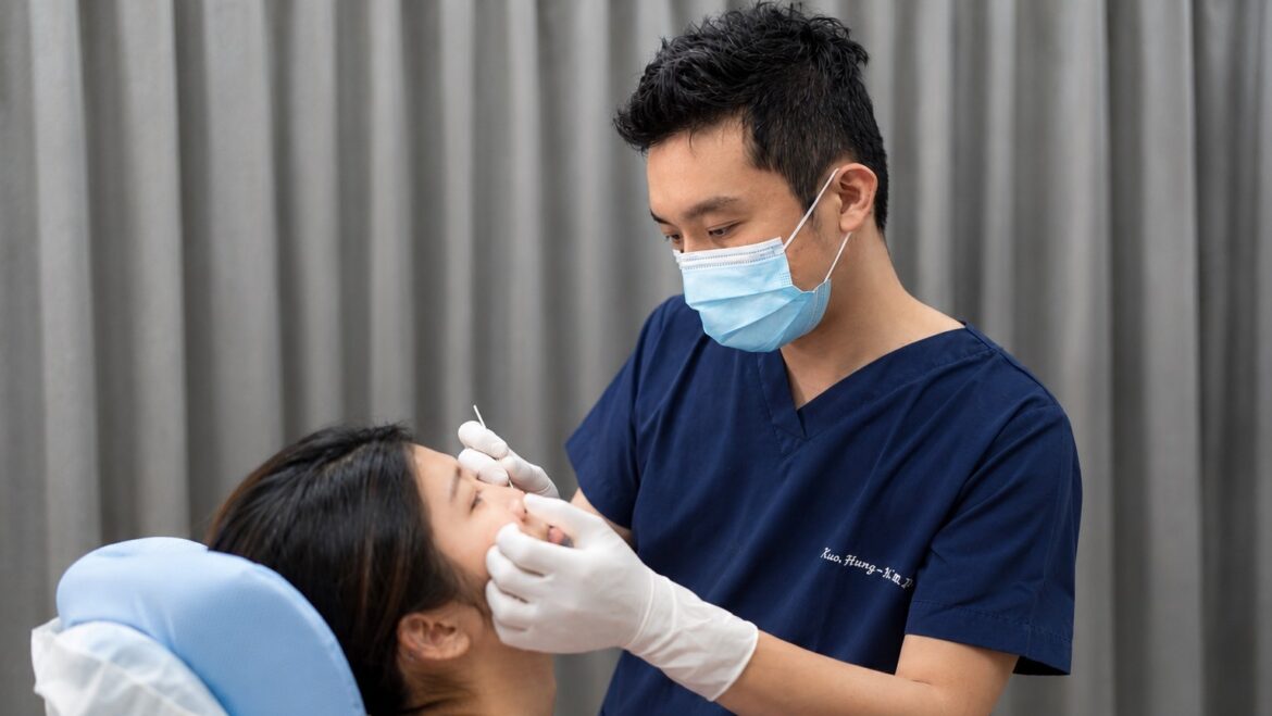眼袋手術後臥蠶不見了？郭弘義醫師：不是失敗，而是結構改變