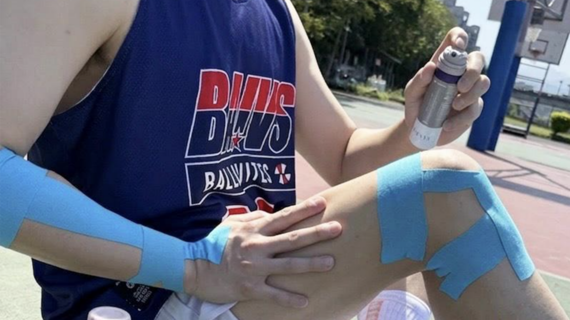 運動圈掀起「無痛舒緩」ESENTA 康威無痛脫膠噴霧，讓撕肌貼不再陷入地獄！